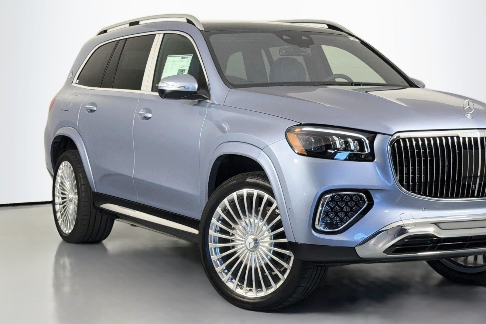 New 2026 MANUFAKTUR Cote d Azur Light Blue Metallic Mercedes-Benz Maybach GLS 600 4MATIC® SUV image 17