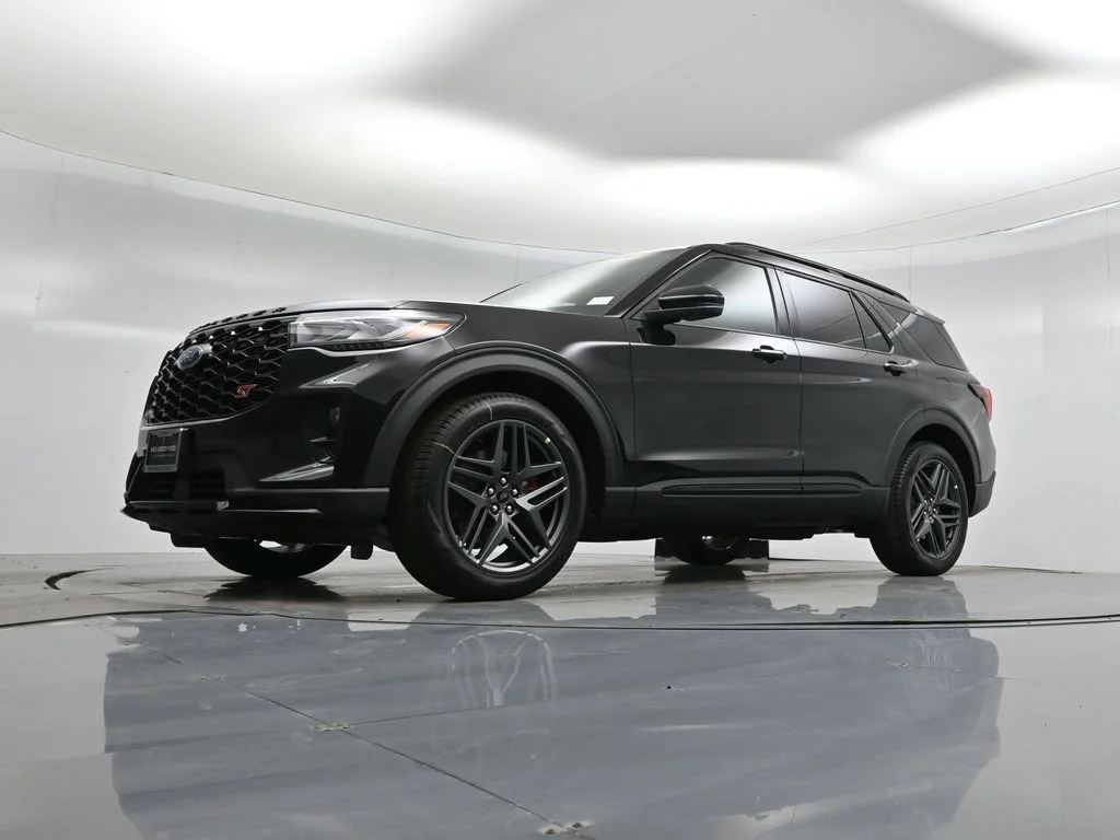 New 2026 Agate Black Metallic Ford ST image 47