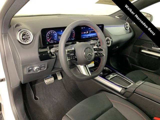 New 2025 Polar White Mercedes-Benz GLA 250 image 29