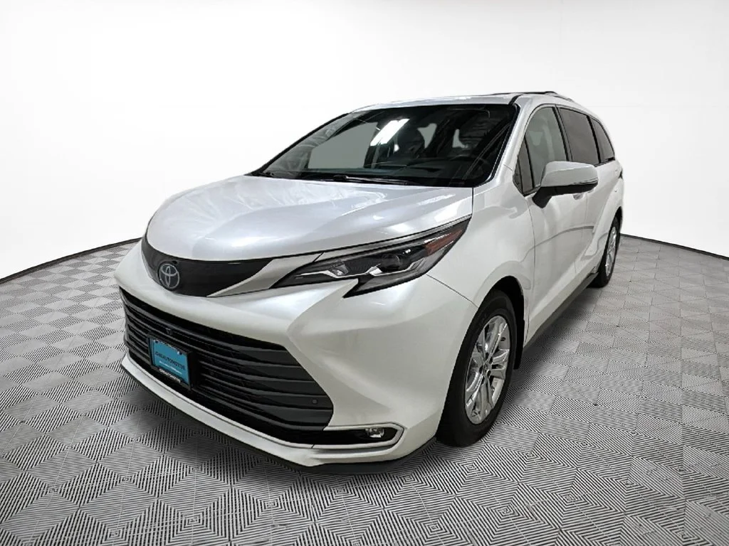 2023 Toyota Sienna