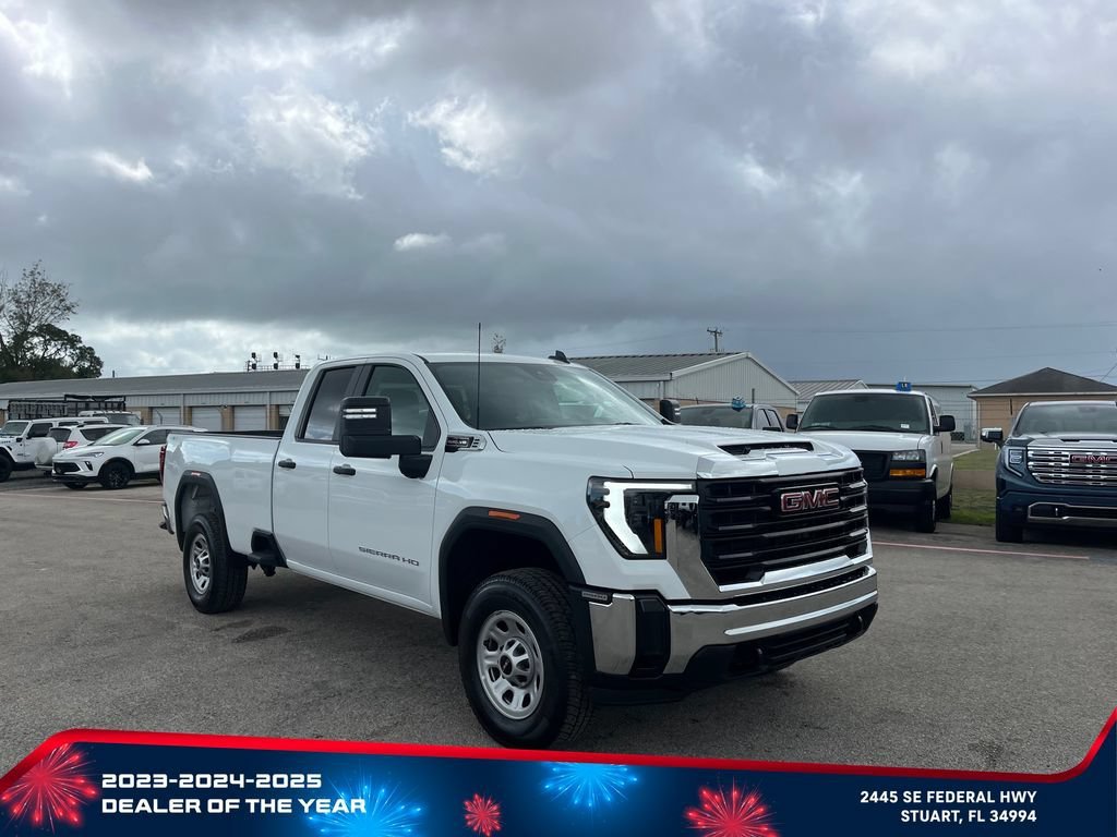 New 2026 Summit White GMC Pro image 2