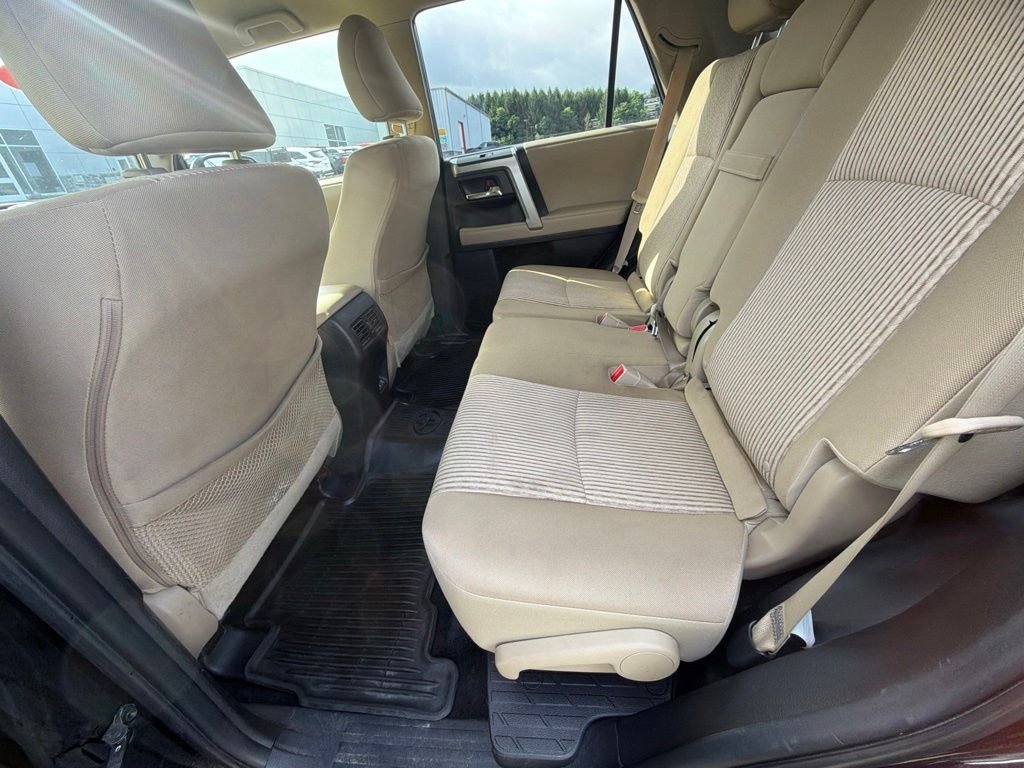 Used 2022 Midnight Black Metallic Toyota SR5 image 48