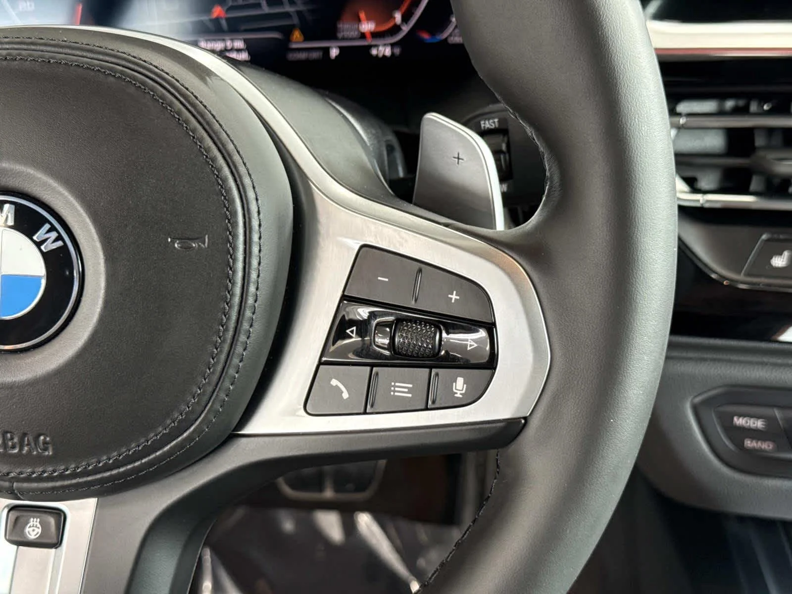 Used 2025 Alpine White BMW M40i image 22