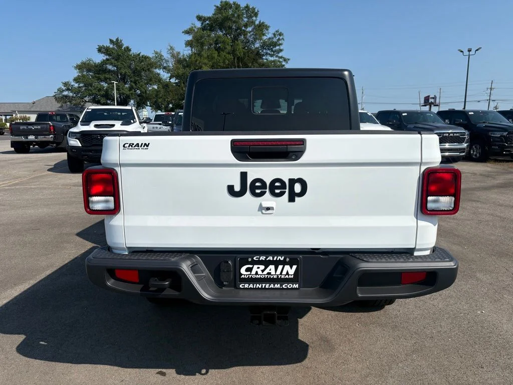 New 2026 Bright White Clear-Coat Exterior Paint Jeep Sport S image 6