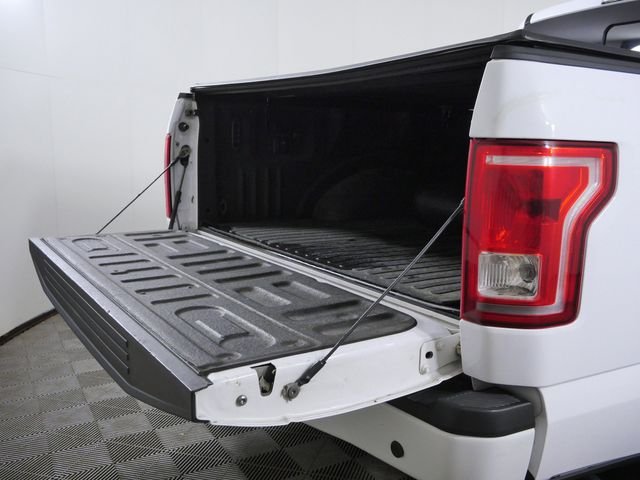 Used 2015 White Ford XLT image 17