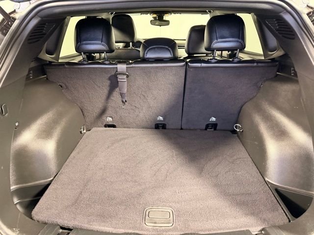 Certified Used 2023 Gray Jeep Latitude image 11