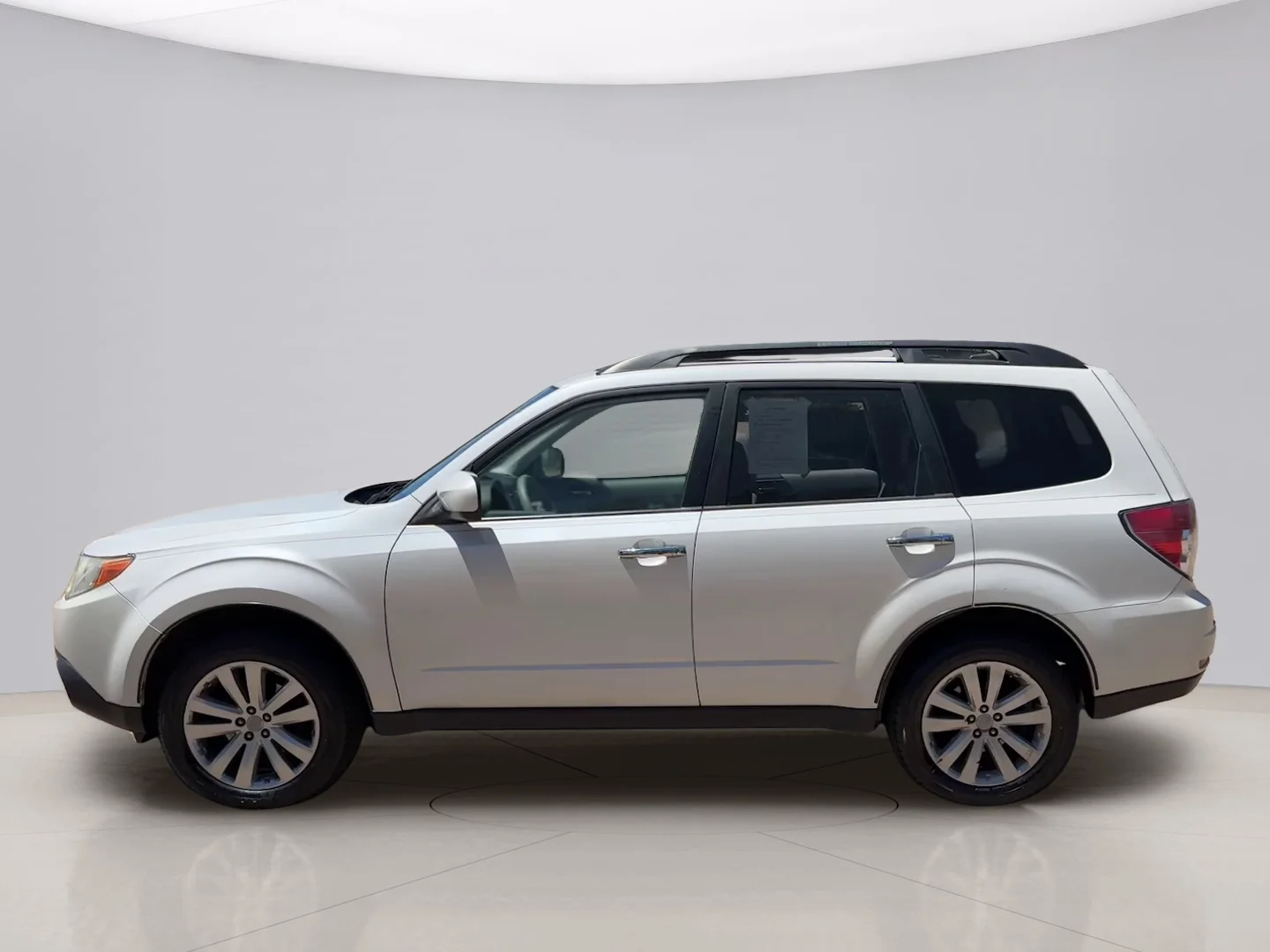 Used 2011 White Subaru 2.5X PREMIUM image 8