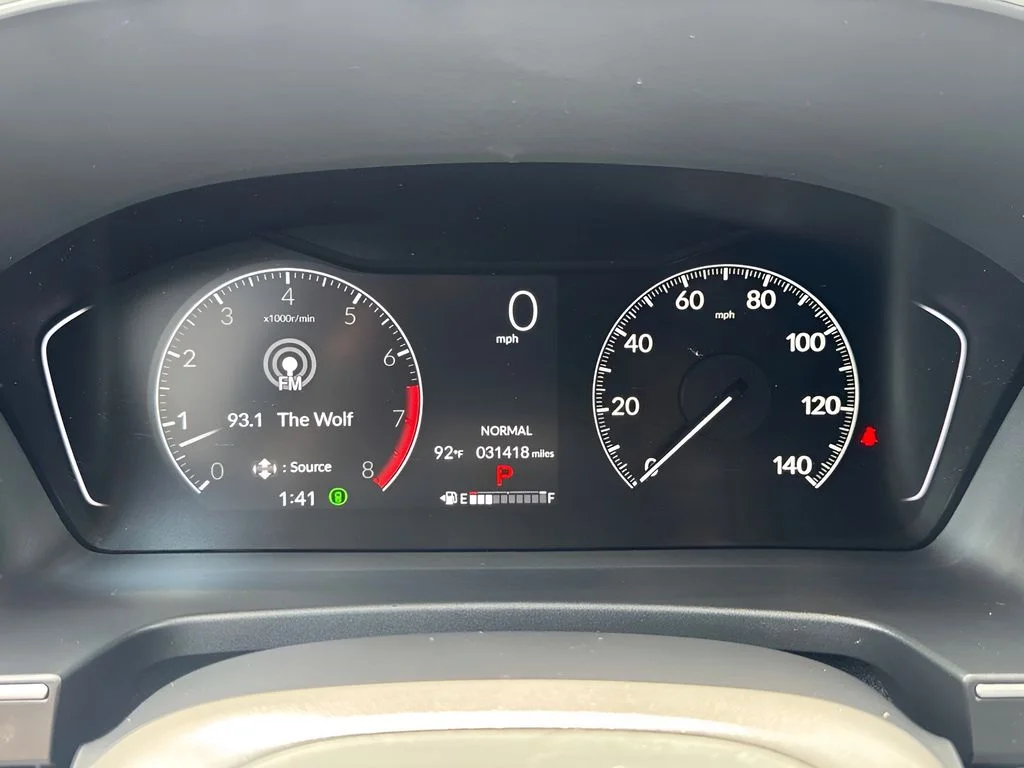 Used 2025  Honda Touring image 25