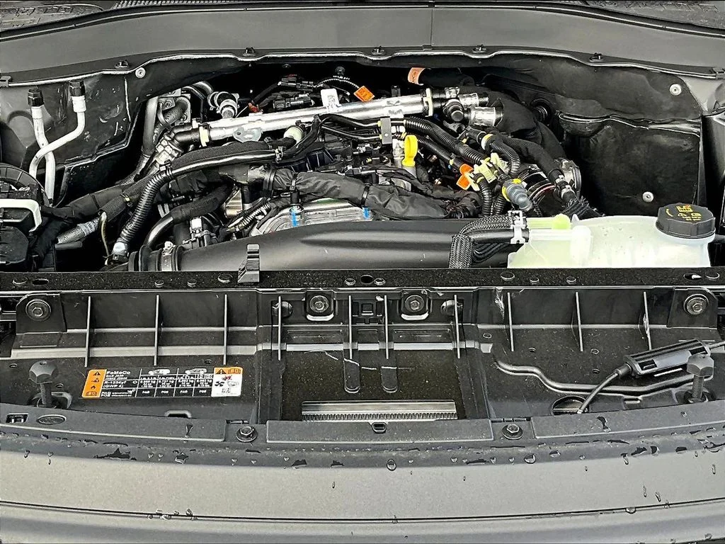 New 2026 Carbonized Gray Metallic Ford Tremor® image 11