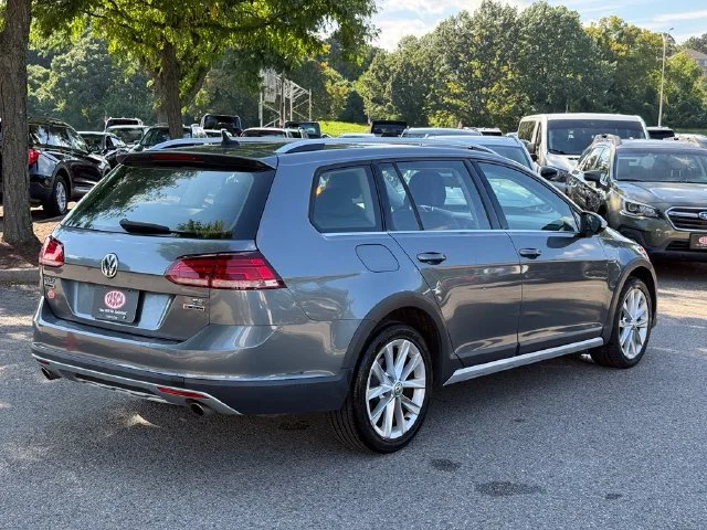 Used 2018 Gray Volkswagen TSI SE image 10