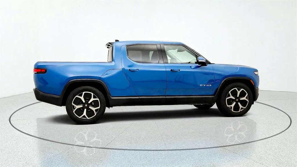 Used 2024 Rivian Blue Rivian Adventure Dual-Motor Large Pack w/ Ocean Coast Vegan Leather image 4
