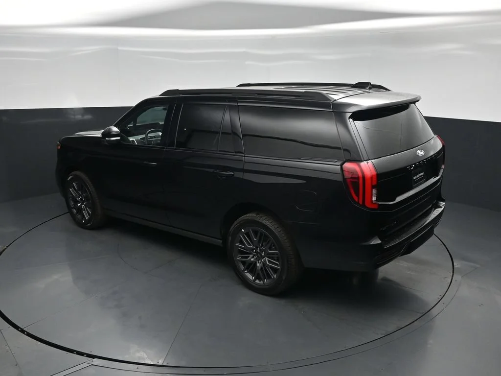 New 2027 Agate Black Metallic Ford Platinum image 41