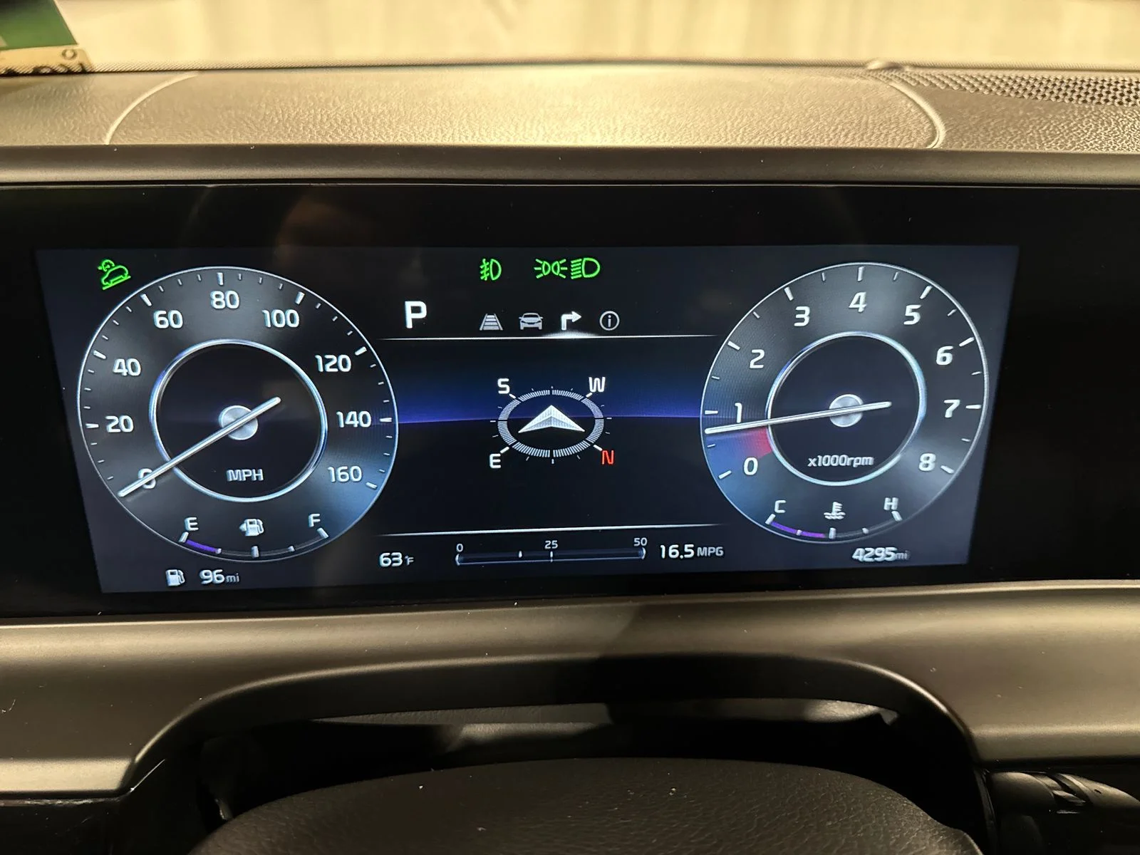 Certified Used 2025 Neptune Blue Kia X-Line image 21
