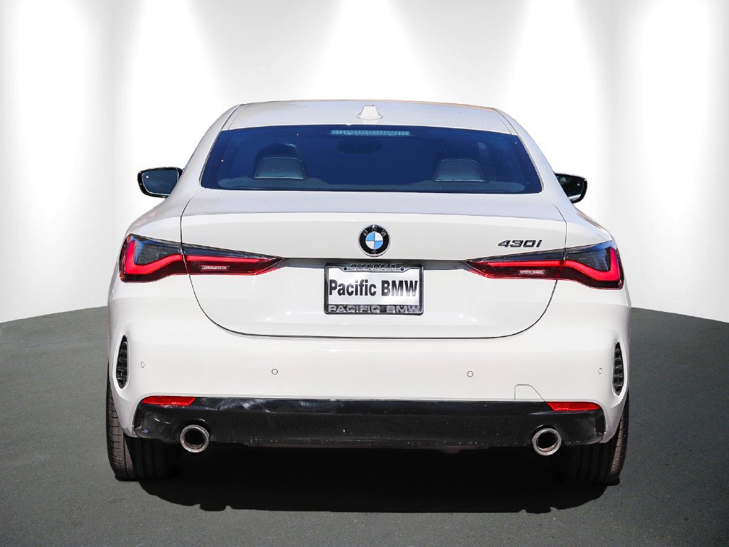 2024 BMW 4 Series photo 5