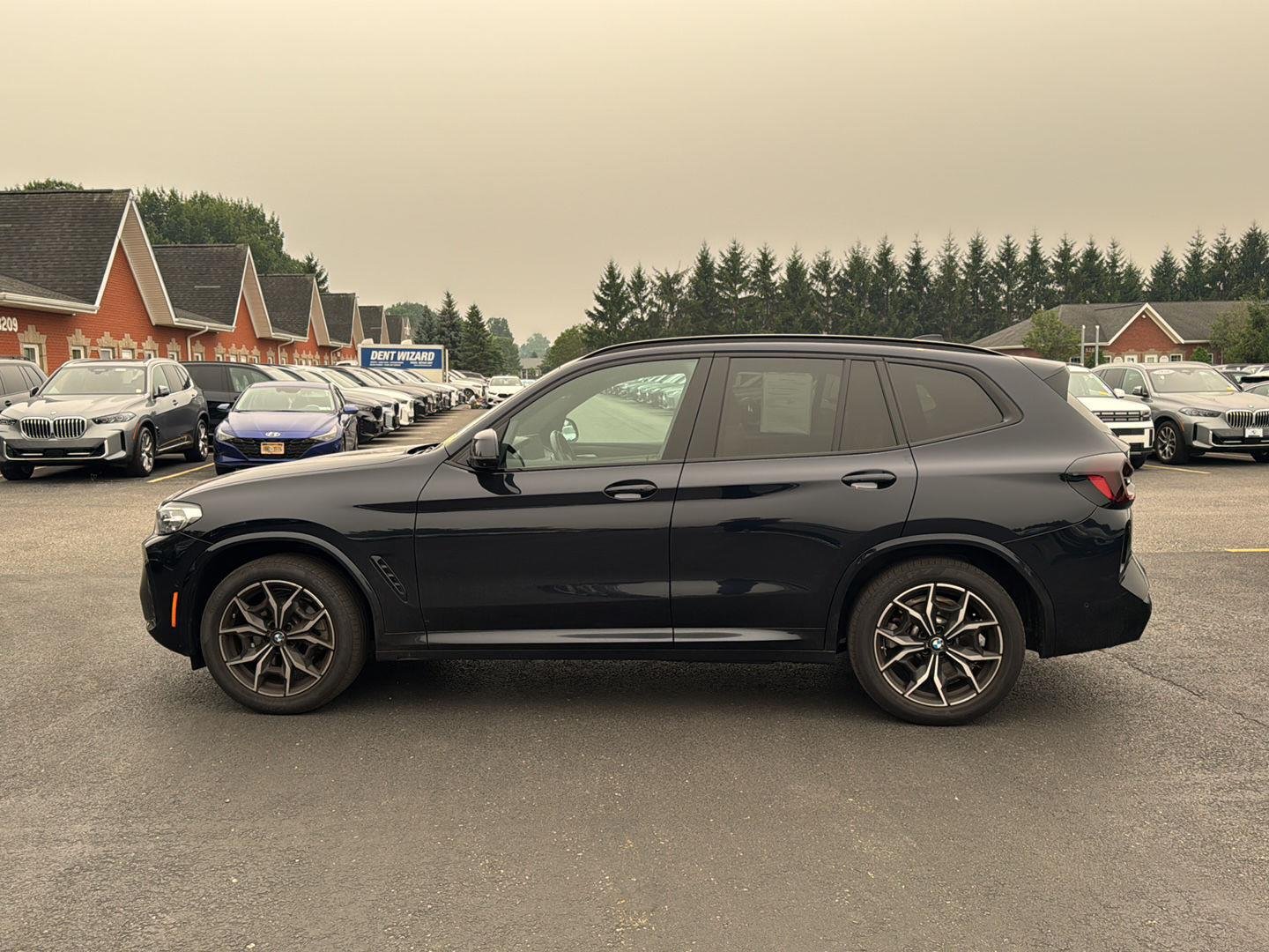 Used 2023 Carbon Black Metallic BMW xDrive30i image 6