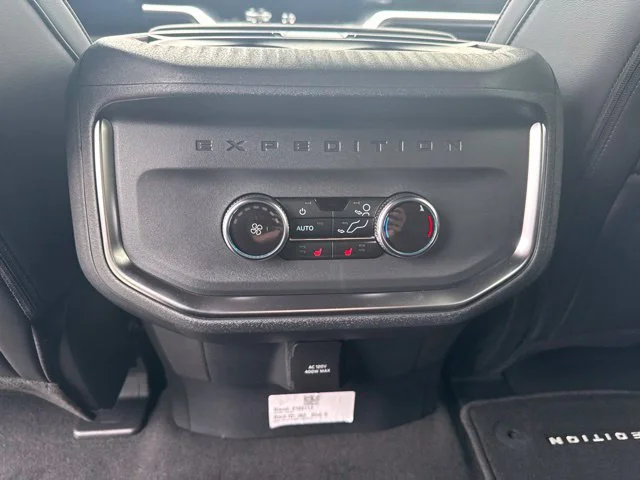 New 2027 Glacier Gray Metallic Tri-Coat Ford Platinum image 45