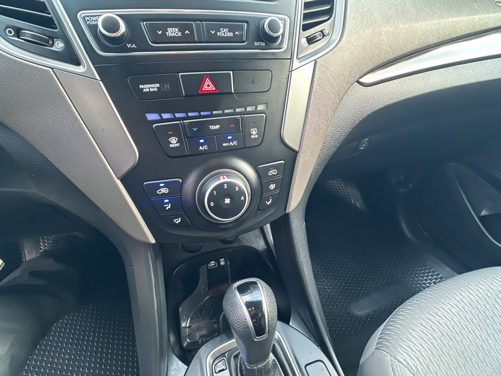 2017 Hyundai Santa Fe Sport - Photo 17