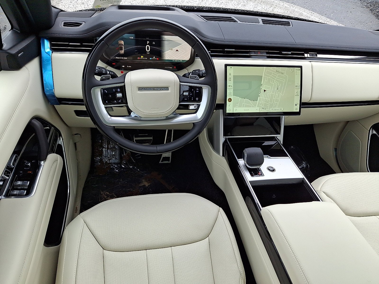New 2026 Batumi Gold Land Rover SE image 8