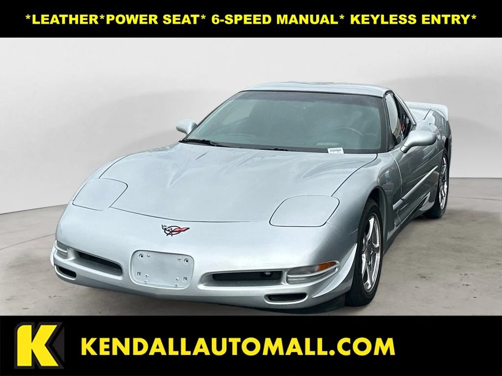 Used 2001 Quicksilver Metallic Chevrolet 2DR CPE image 1