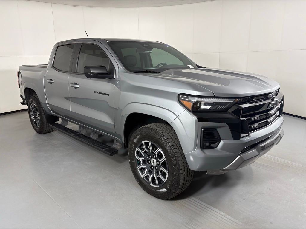 Used 2023 Gray Chevrolet Z71 image 2