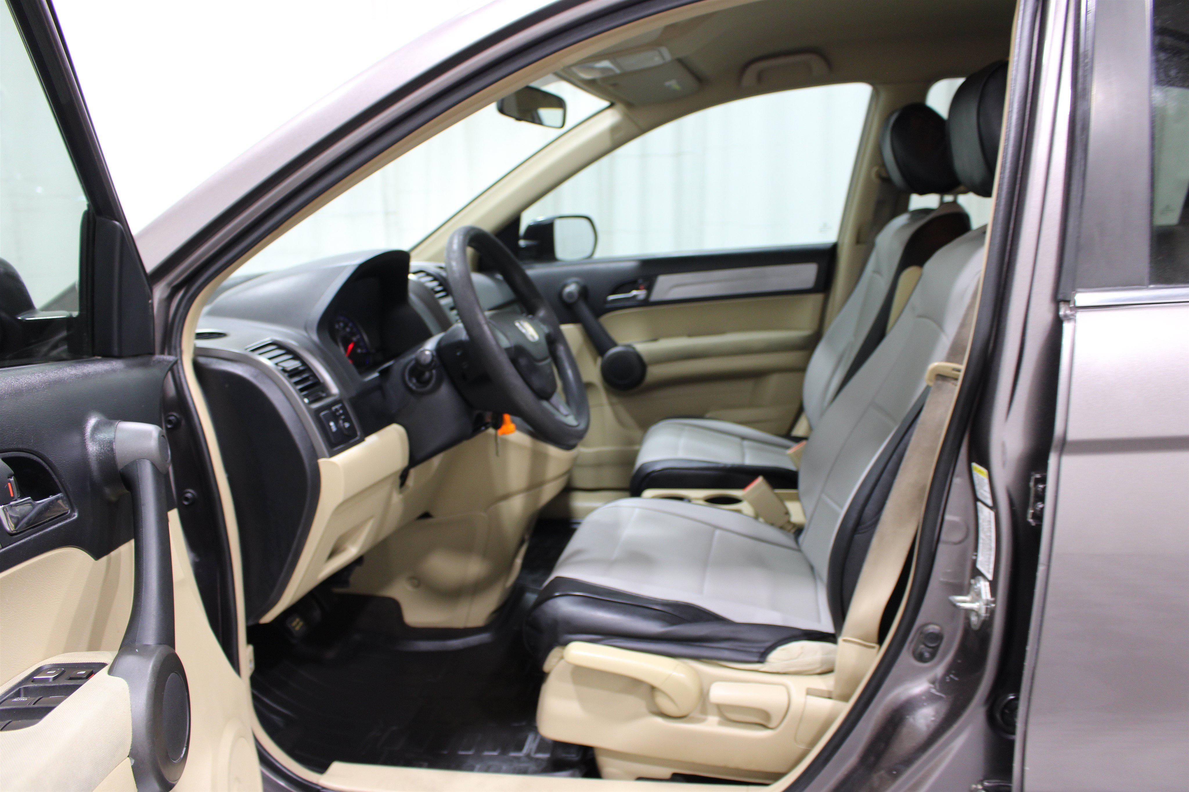Used 2010  Honda LX image 3
