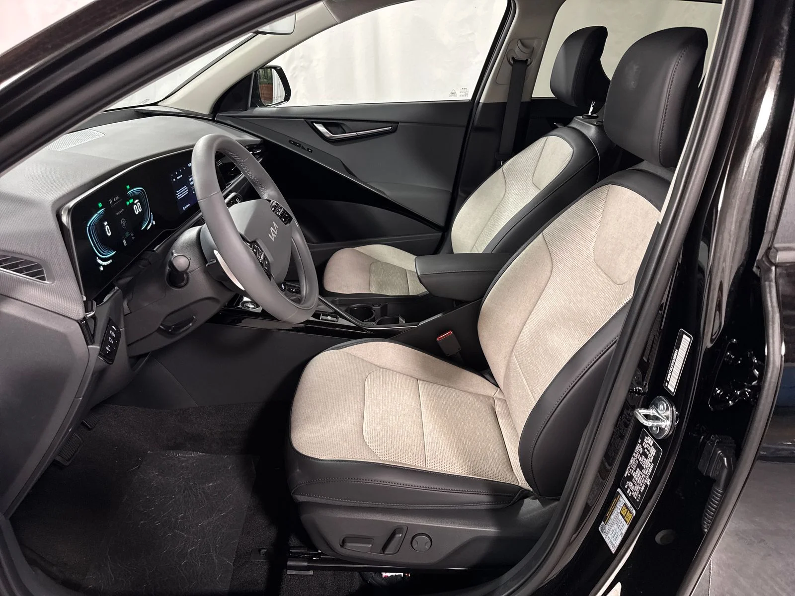 New 2026 Aurora Black Kia SX image 3