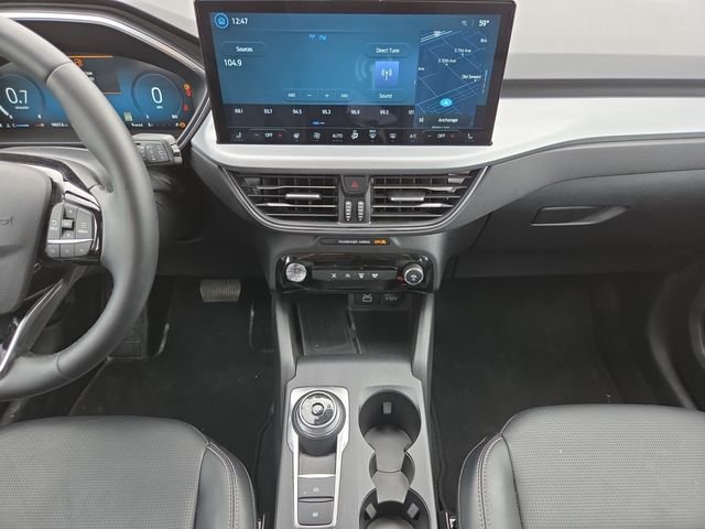 Used 2025 Silver Ford Platinum image 11