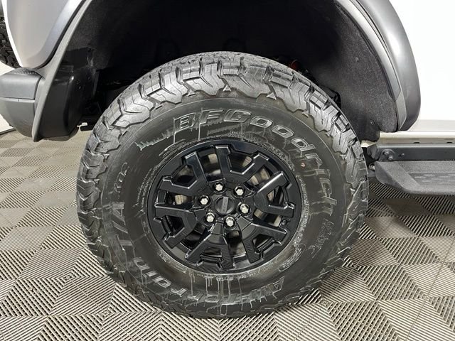 Used 2023 White Ford Raptor image 12