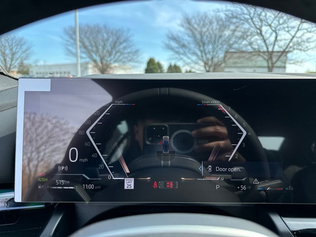 New 2026 Oxide Grey Metallic BMW 530i xDrive image 31
