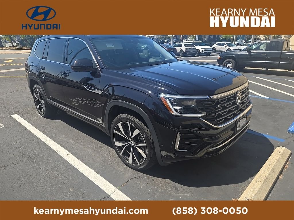 2024 Volkswagen Atlas 2.0T SEL Premium R-Line 4MOTION's photo