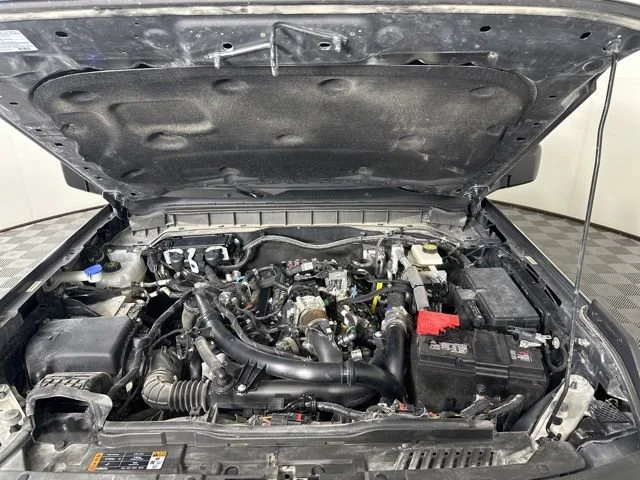 Used 2023  Ford Base image 26