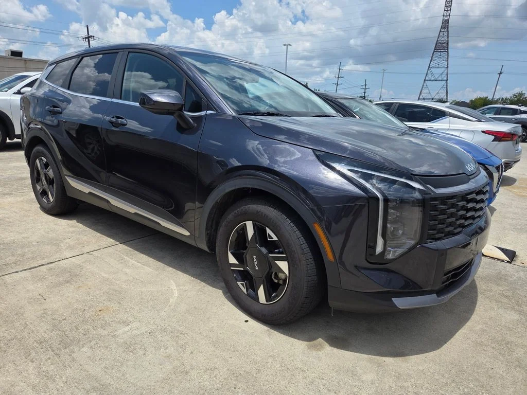 Certified Used 2026 Gray Kia LX image 3