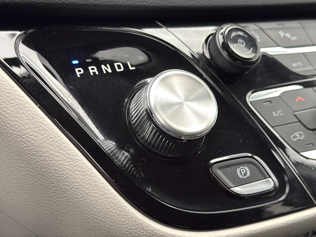 Used 2024 White Chrysler Touring L image 37