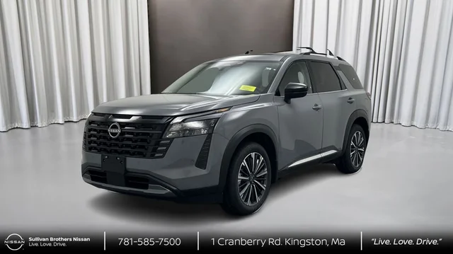 2026 Nissan Pathfinder Platinum 4WD's photo