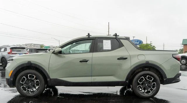 Used 2022 Green Hyundai SEL image 9