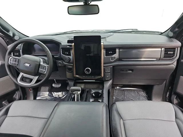 Used 2025 Silver Ford Lariat image 9