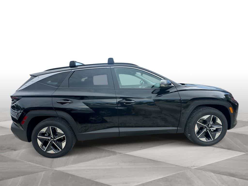 New 2026 Phantom Black Hyundai SEL Premium image 9