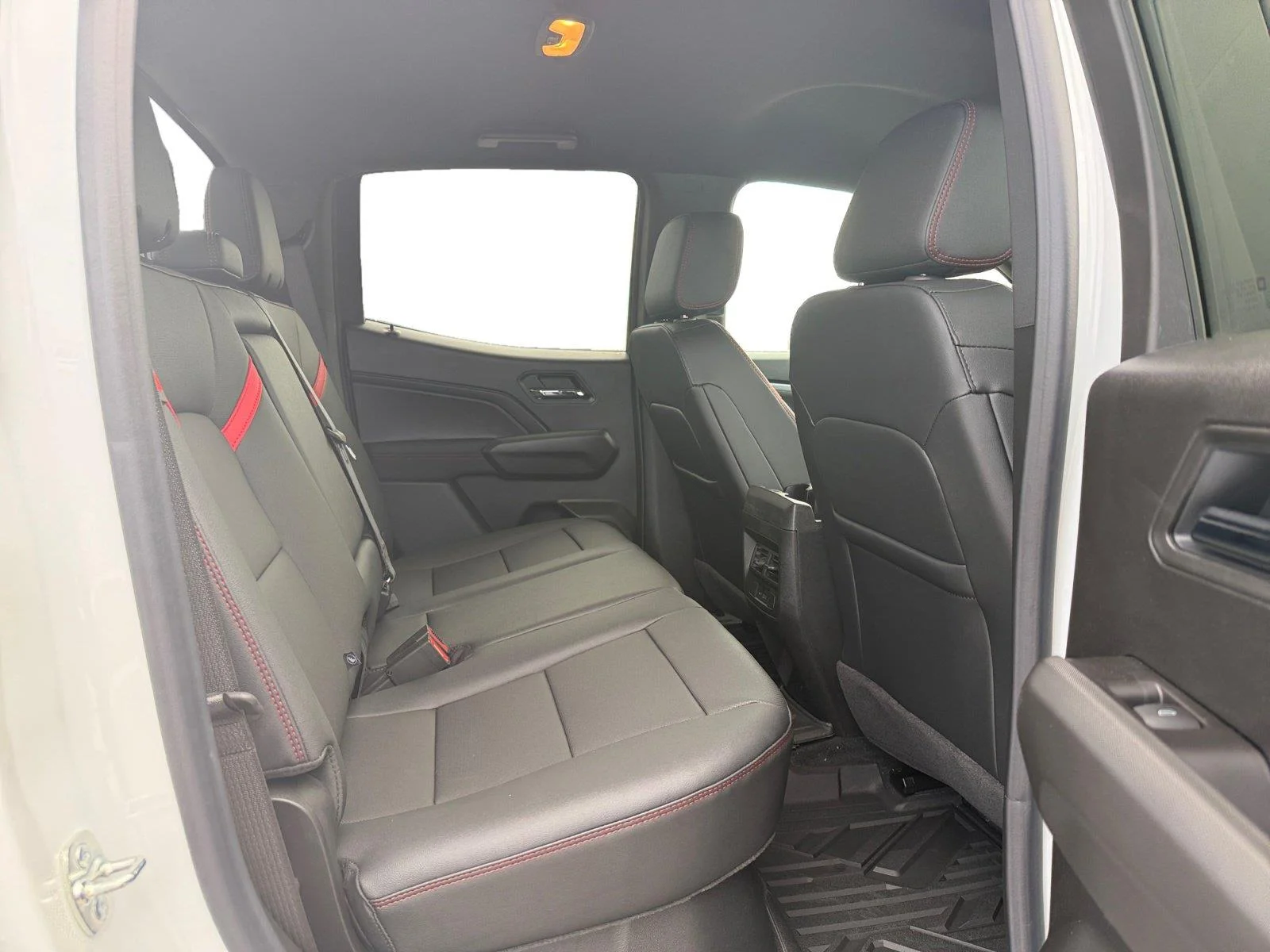 Used 2026 Summit White Chevrolet Z71 image 23