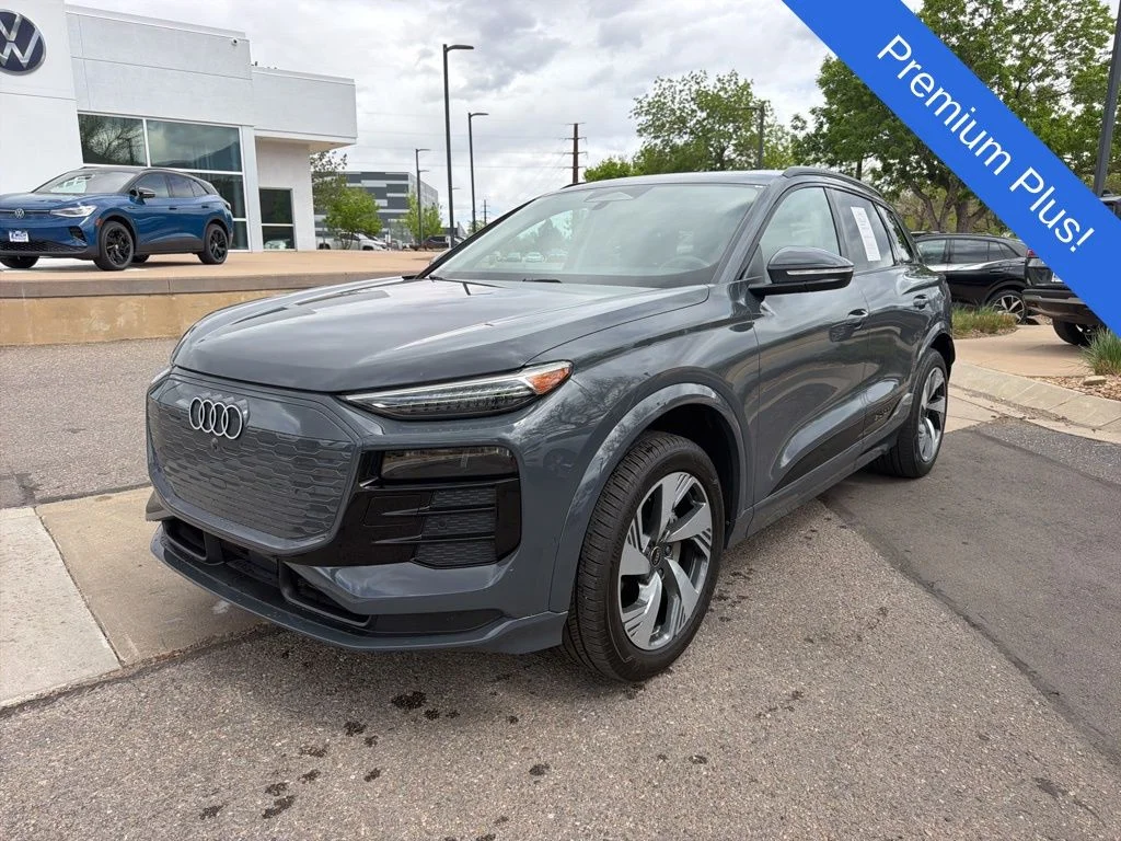 2025 Audi Q6 e-tron Premium Plus