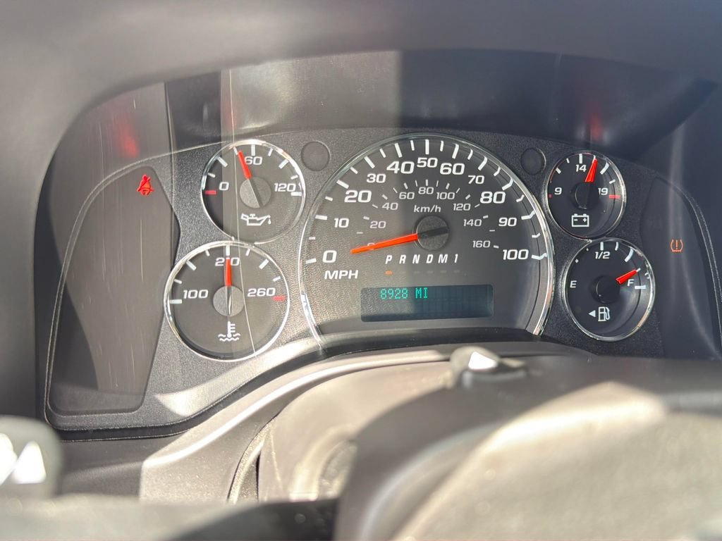 Certified Used 2025 Summit White Chevrolet WT image 20