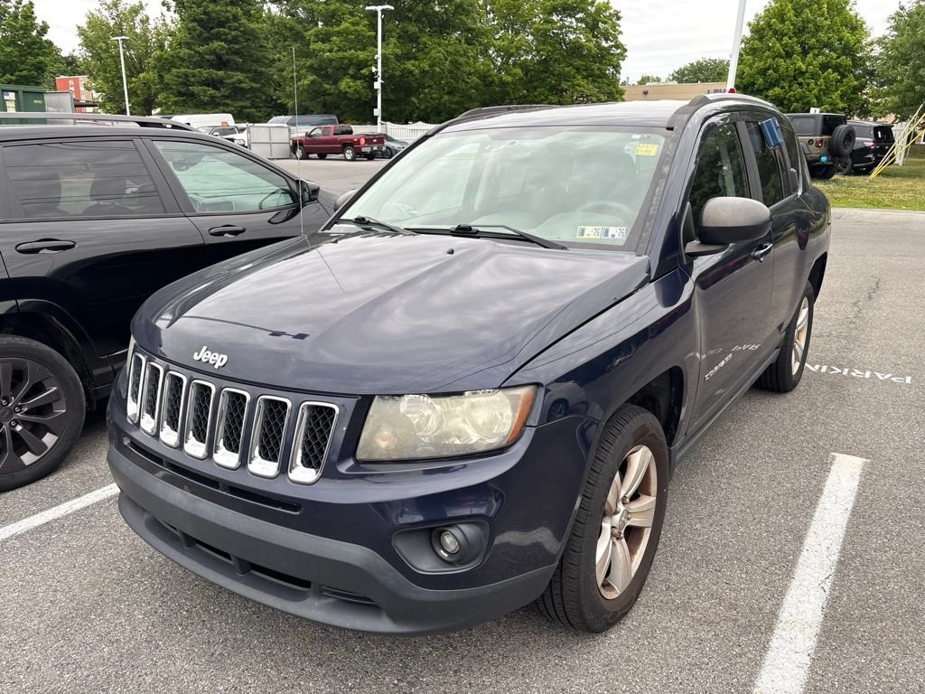 Used 2016 Blue Jeep Sport image 3