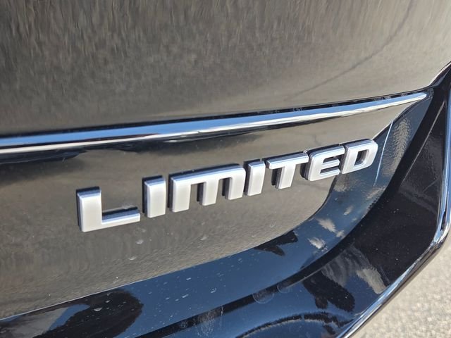 New 2027 High-Gloss Black Paint Jeep Limited image 12