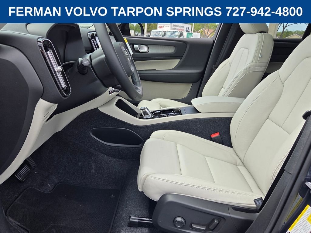 2026 Volvo XC40 Ultra - Photo 12