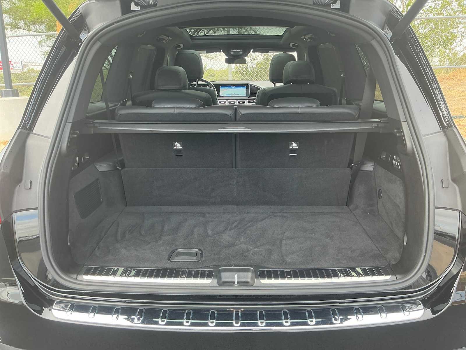 Used 2023 Black Mercedes-Benz GLS 450 image 27