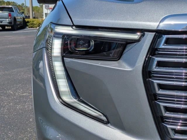 Used 2025 Sterling Metallic GMC Denali image 10
