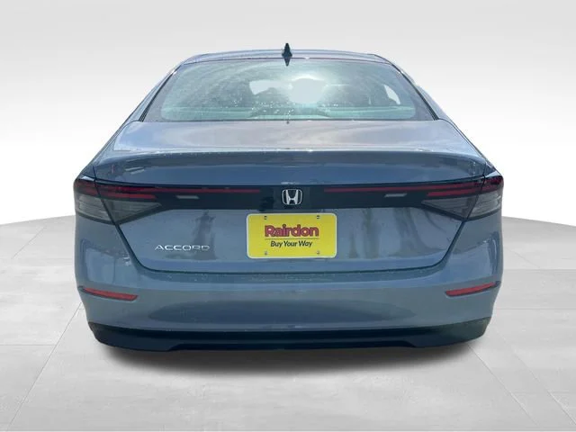 New 2026 Urban Gray Pearl Honda SE image 7