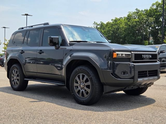 Used 2025  Toyota Base image 7
