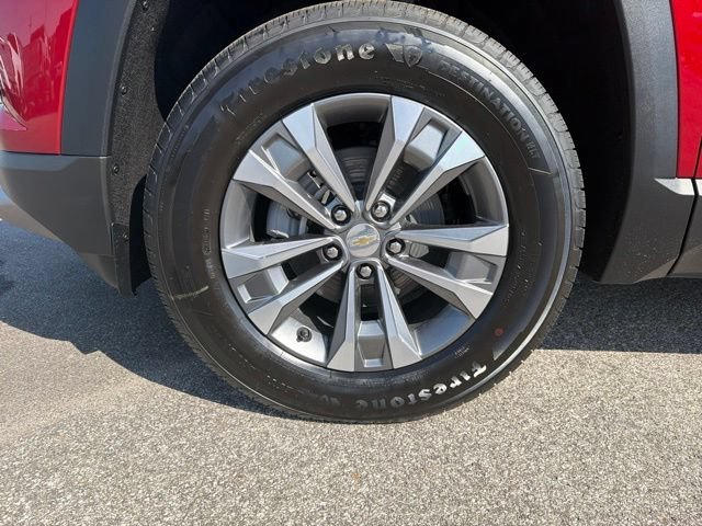 2027 Chevrolet Equinox LT - Photo 10