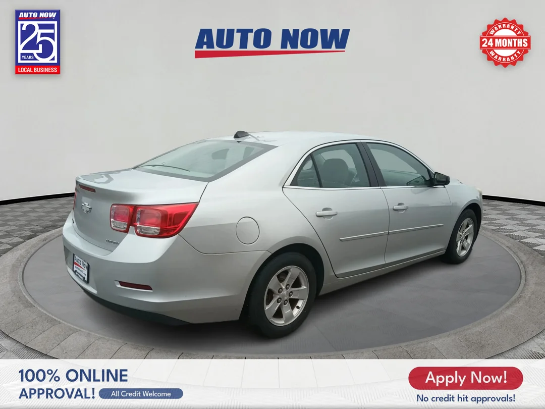 Used 2013 Silver Chevrolet 1FL image 7