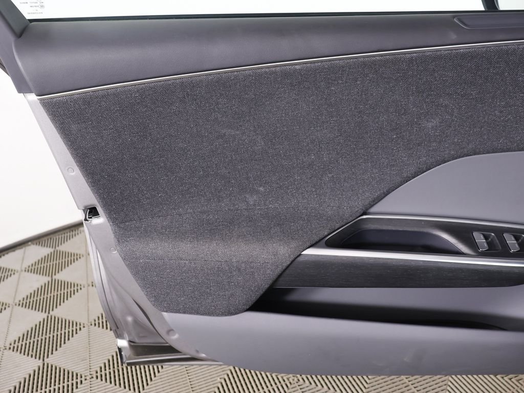 2024 Lucid Air Touring - Photo 19